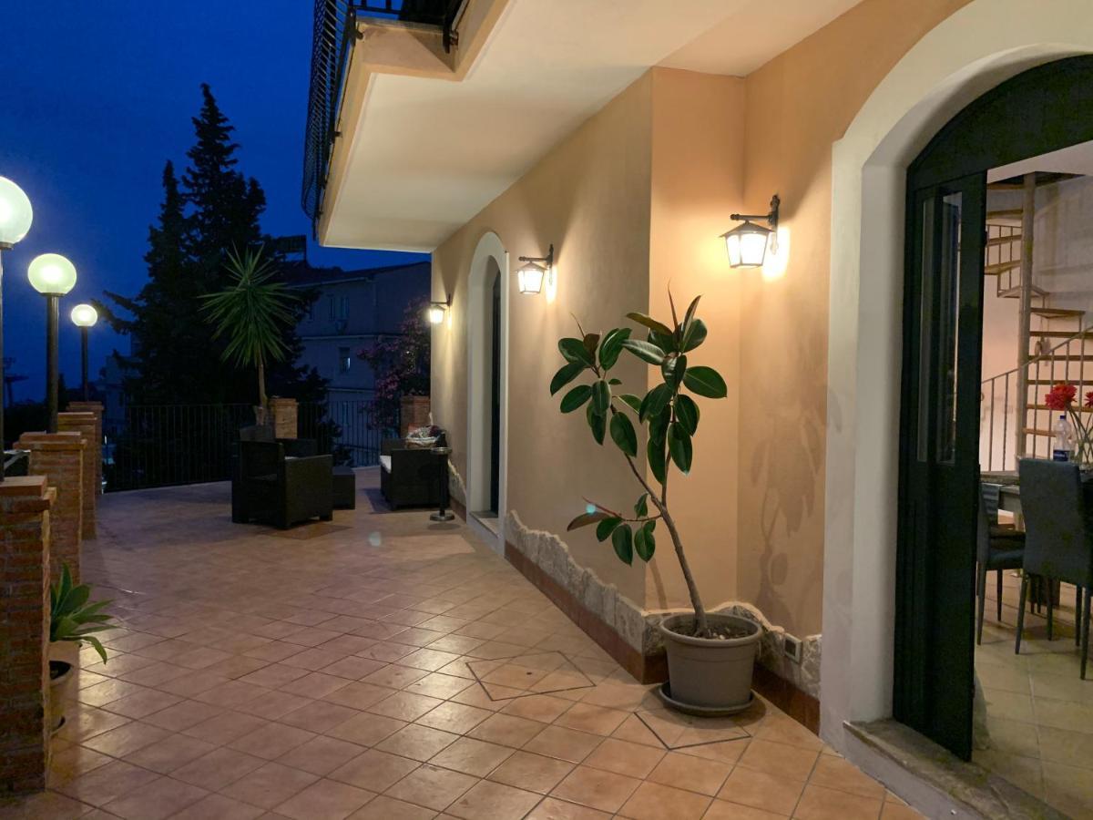 Villa Mimma Taormina Luaran gambar